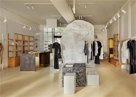 服裝店裝修吊頂材料選擇？